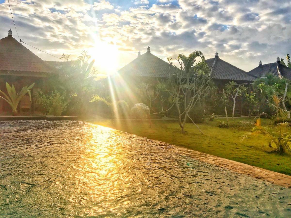 Gatri Hut Hotell Lembongan Eksteriør bilde